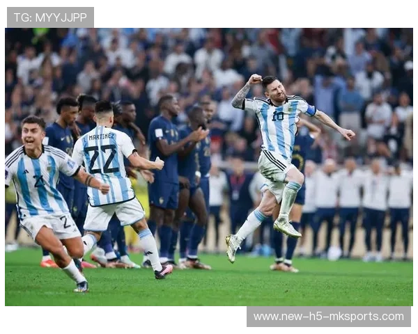 AC米兰盯梅西式低重心大脑——未来足球战术新标杆